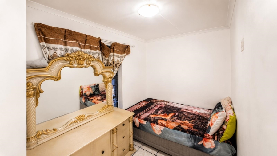 2 Bedroom Property for Sale in Sanlamhof Western Cape